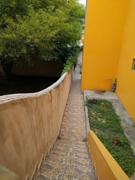 Venta de Casa en Contry Sol Guadalupe Nuevo León pasillo